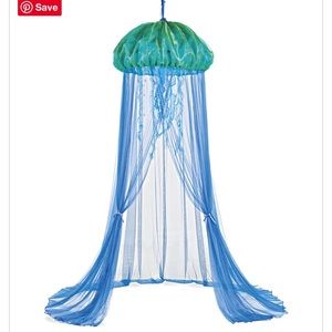 NIB Unopened Hearthsong Jellyfish Canopy